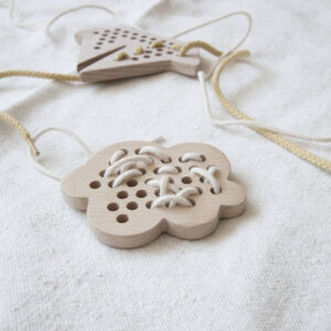 Aleta Kids Wooden Lacing Cloud
