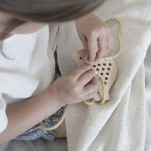 Aleta Kids Wooden Lacing Duck