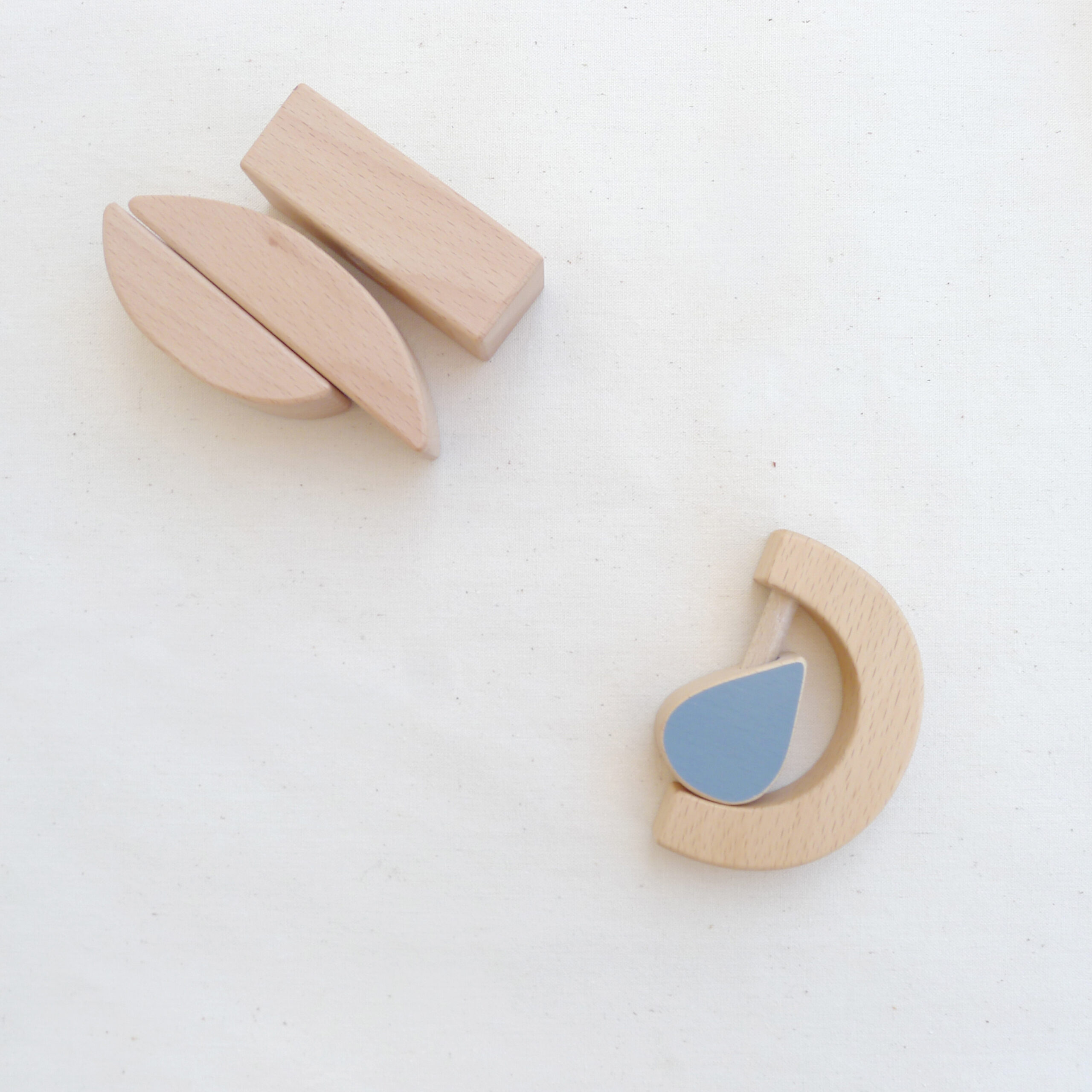 The Wandering Workshop Teether & Rattle Raindrop