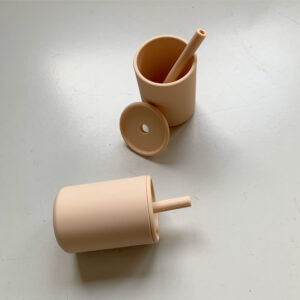 The Future Artist Straw Cup with Lid Oat