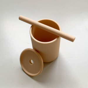 The Future Artist Straw Cup with Lid Oat
