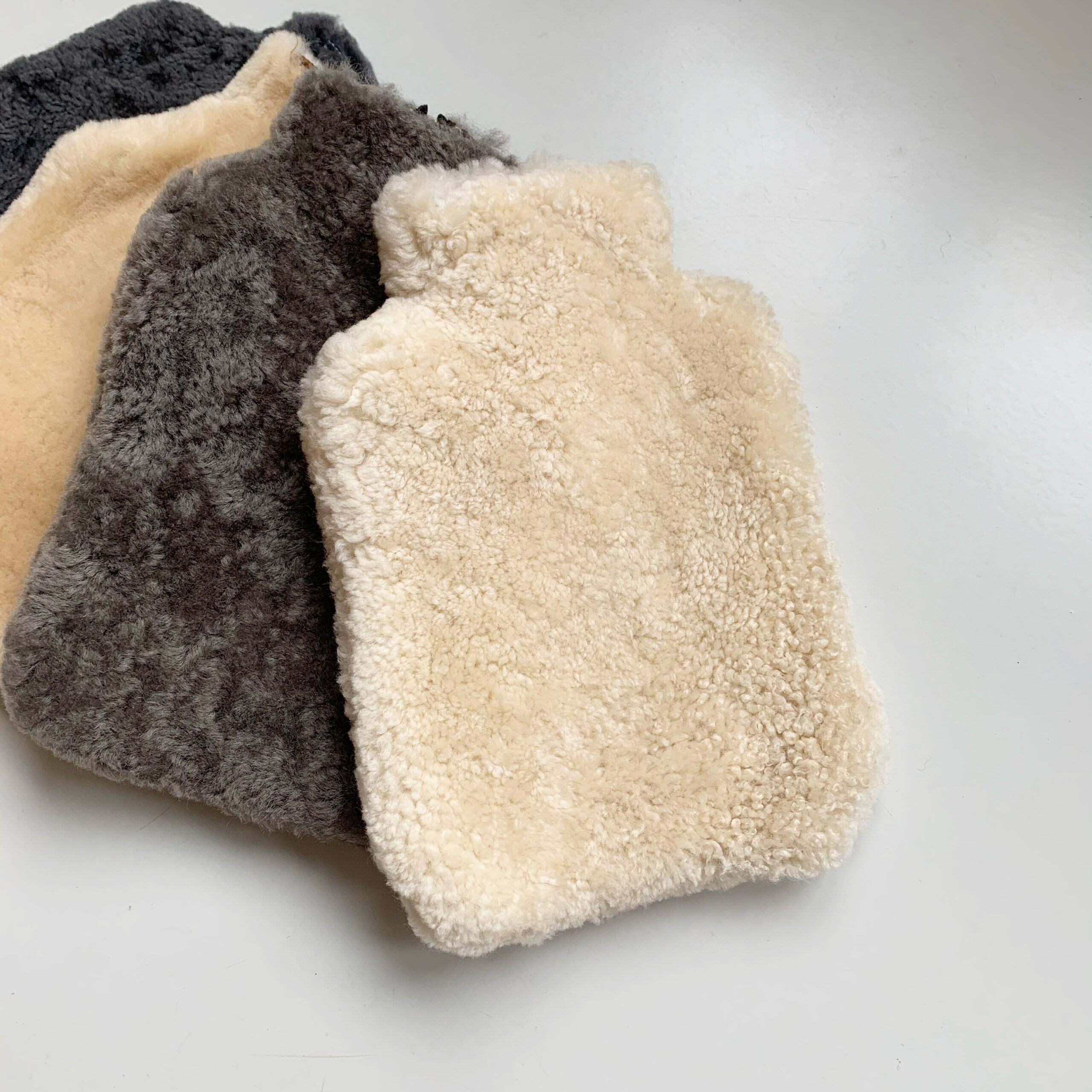 Shepherd Warm Water Case Creme