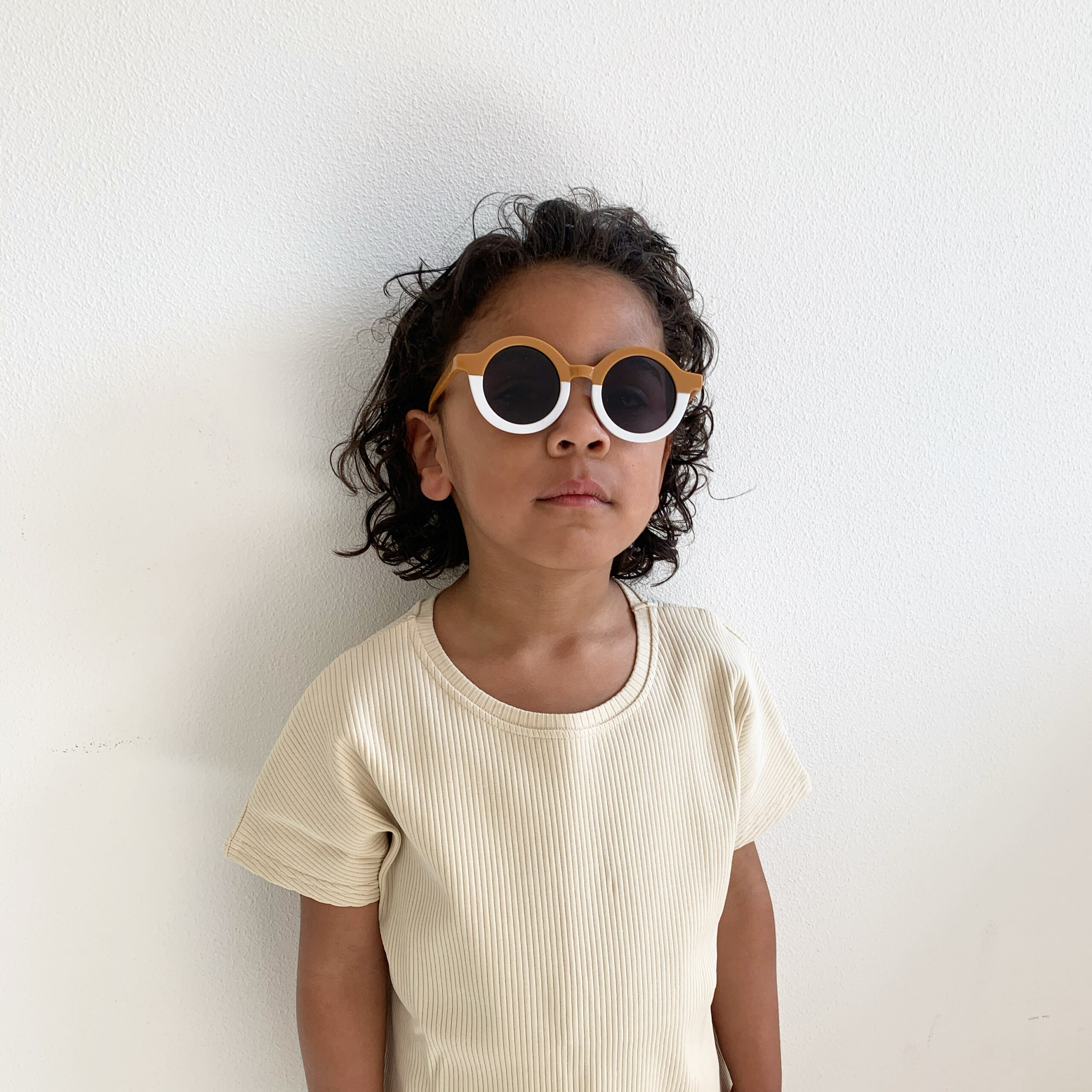 The Future Artist Sunglasses Coral - Image 2