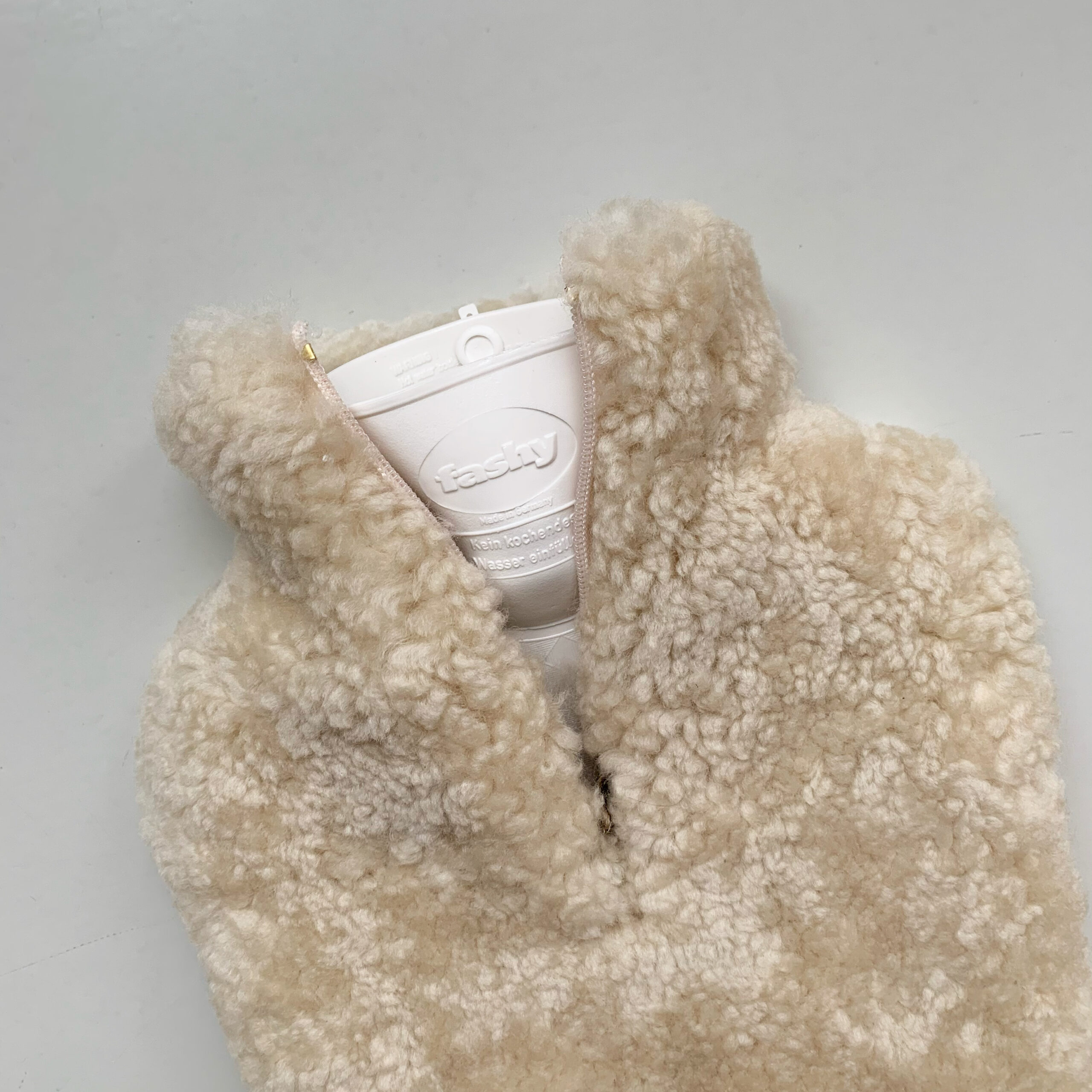 Shepherd Warm Water Bottle - Image 2