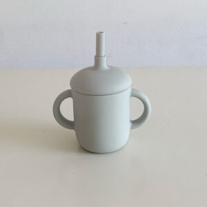 The Future Artist Training Cup Oat Milk