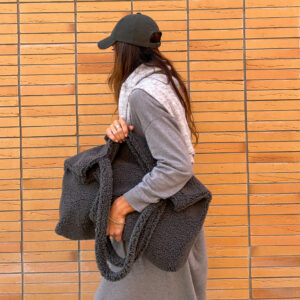 Studio Noos Dark Grey Teddy Mom Bag