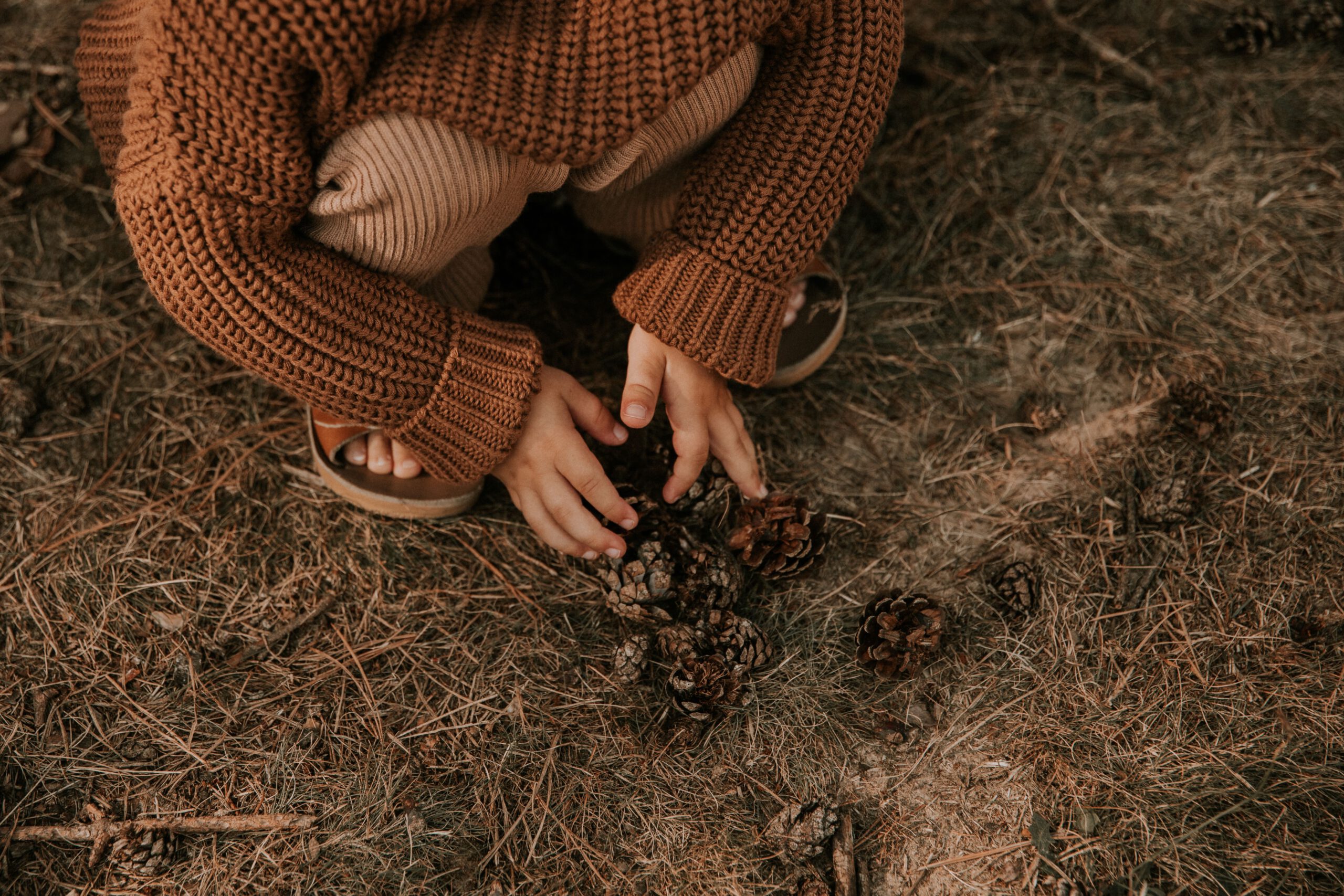 Yuki Chunky Knit Sweater Walnut - Image 4