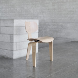 Wilde +  Spieth S42 3-legged Chair Beech