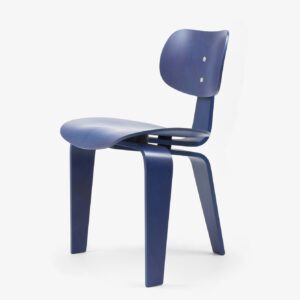 Wilde +  Spieth S42 3-legged Chair Blue