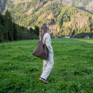 Studio Noos Brown Chunky Teddy Mom Bag